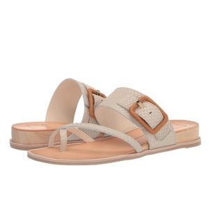 Brand New | Dolce Vita Perris Sandal Ivory Embossed Women’s Size 8